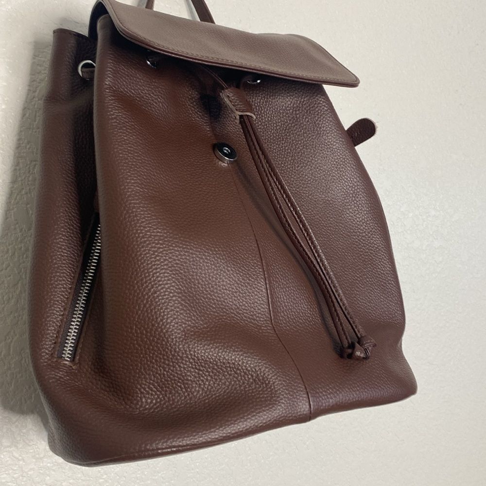 Elegant Dark Chocolate Brown Leather Backpack - Picture 3 of 9
